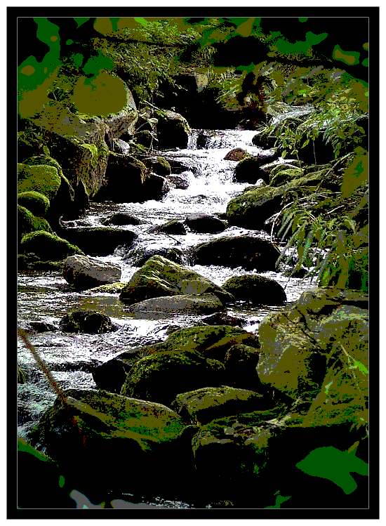 Flusslauf in fremden Farben