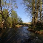 Flussquerung aus Felssteinen