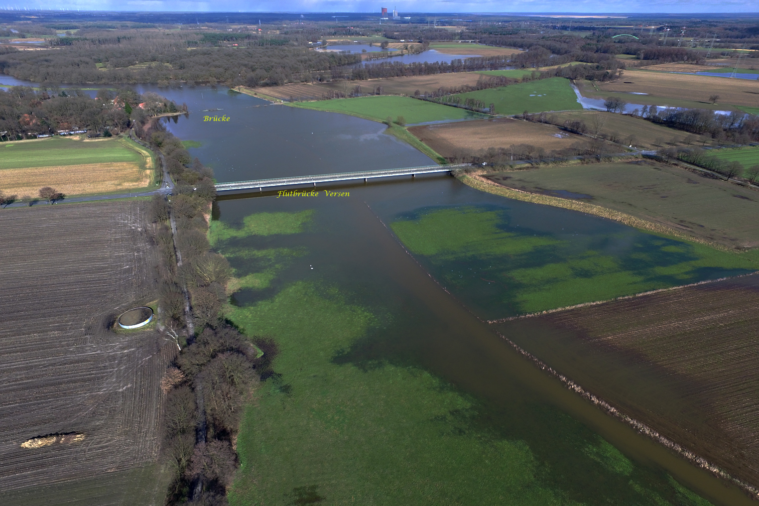 Flutbrücke in Versen