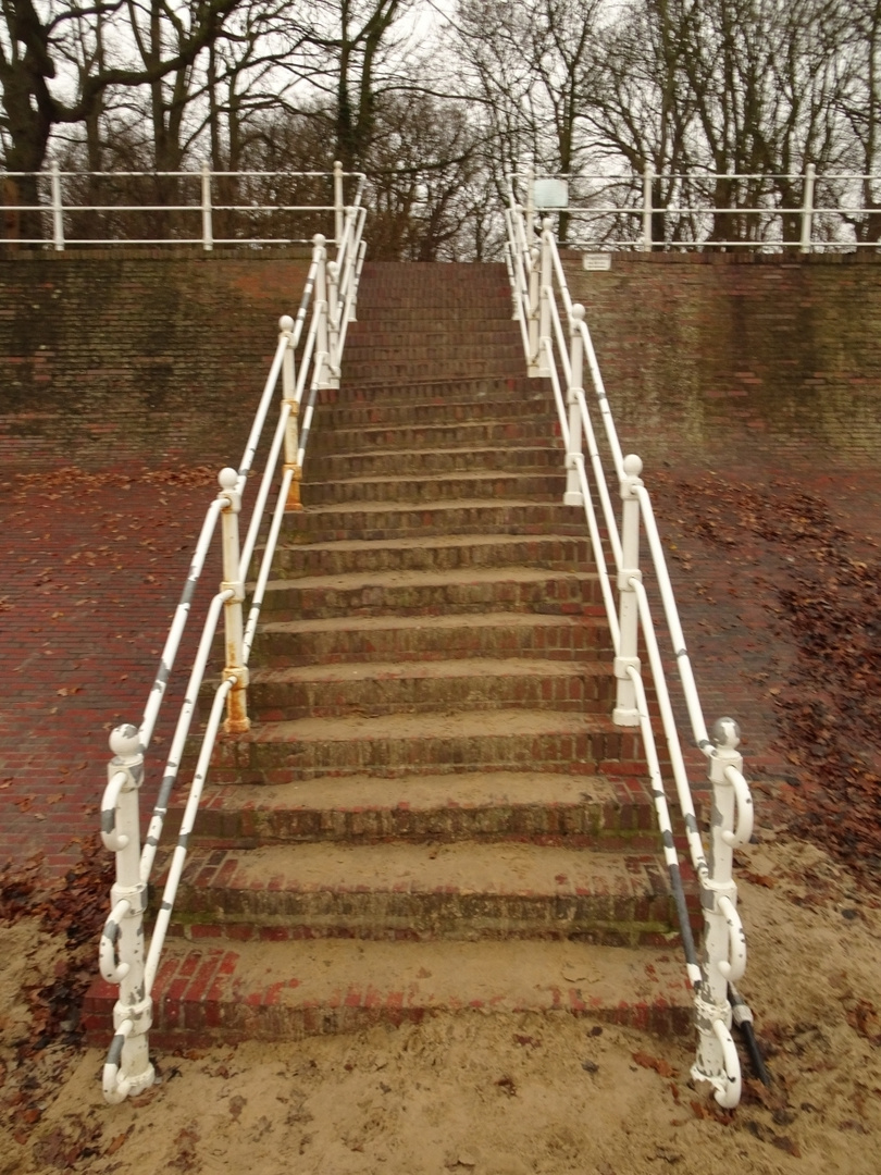 Flutschiefe Treppe