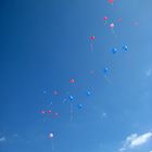 "fly away" oder "41 Luftballons, auf ihrem Weg zum Horizont..."