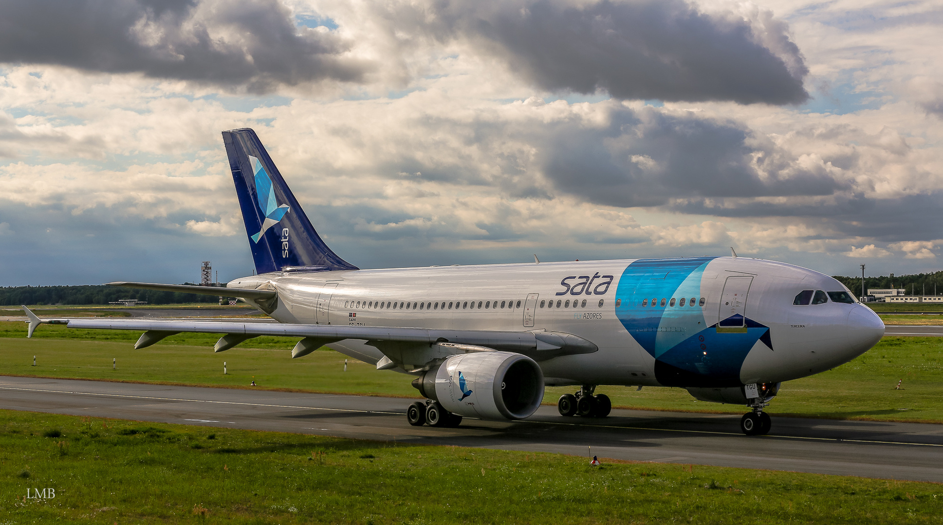 Fly Azores