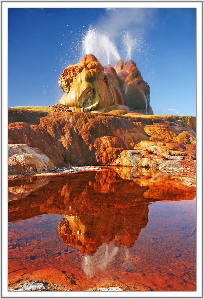 Fly-geyser