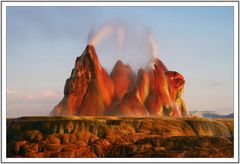 Fly geyser bei Sonnenuntergang