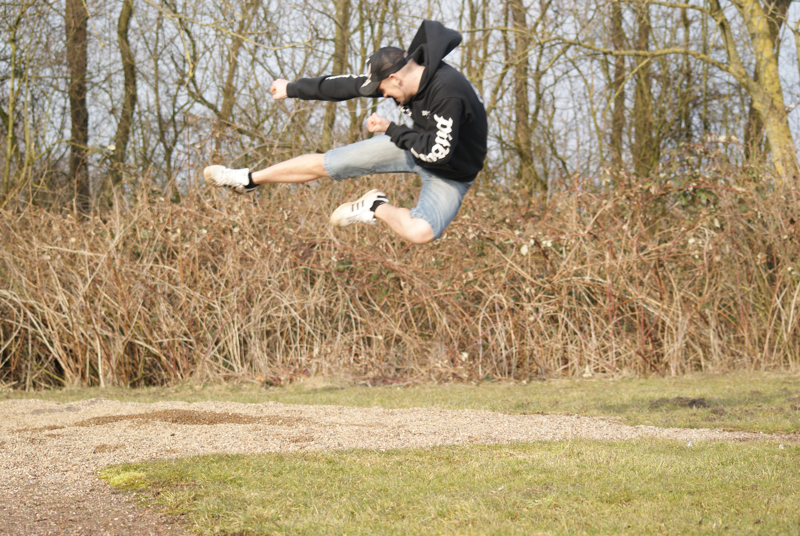 Fly Kick