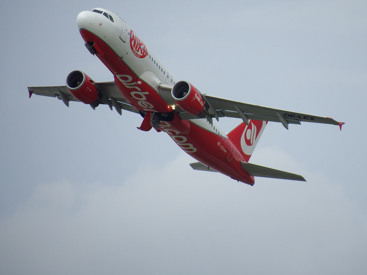 Fly Niki - Airbus A320