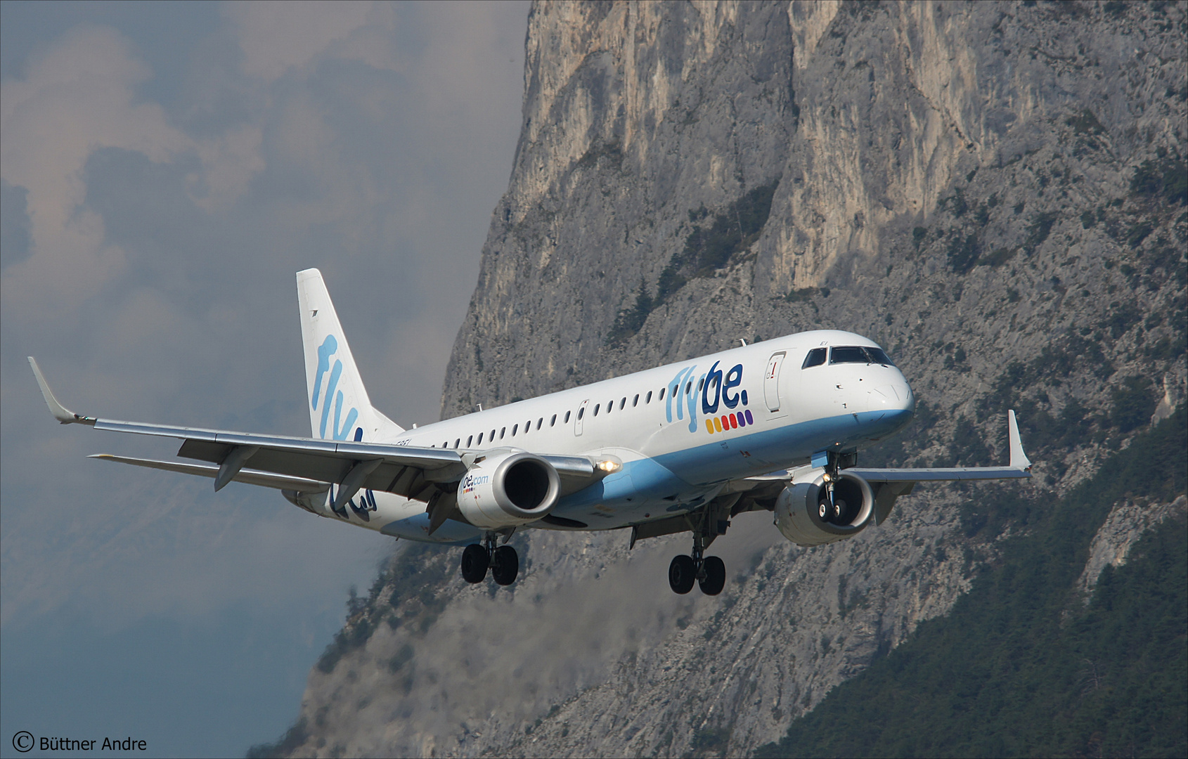 Flybe Embraer ERJ-195LR