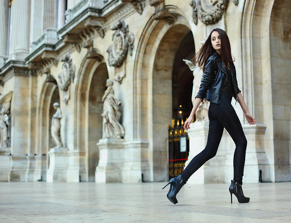 flying lady in Paris.