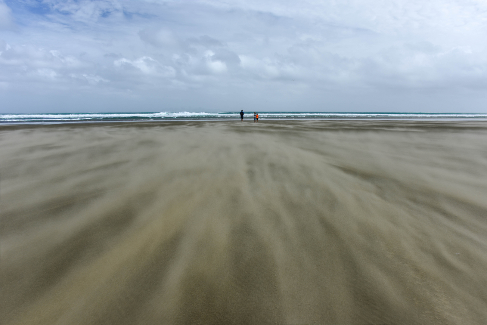 FLYING SAND