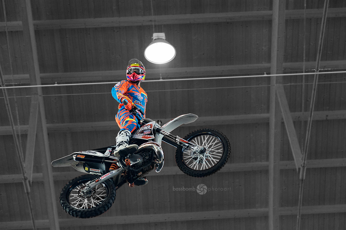 FMX flying high