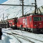 FO-Loks 105 und 106 in Andermatt