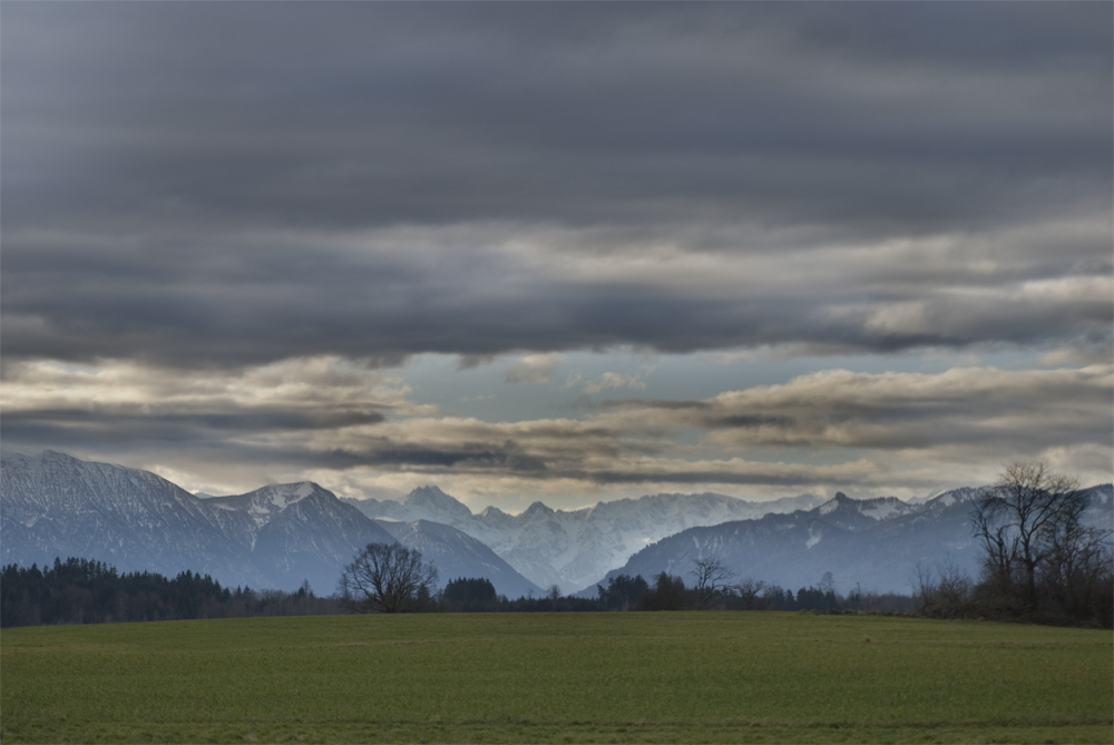 Föhn über den Bergen - 1