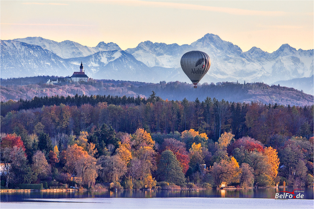 Föhnblick über den Wörthsee auf Kloster Andechs