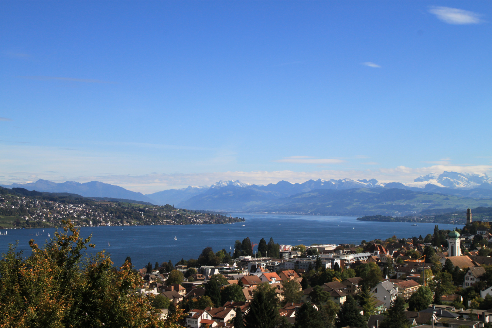 Föhnstimmung oberhalb Thalwil am Zürichsee