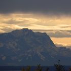 Föhnwolken über den Alpen- im Bild die Zugspitze.