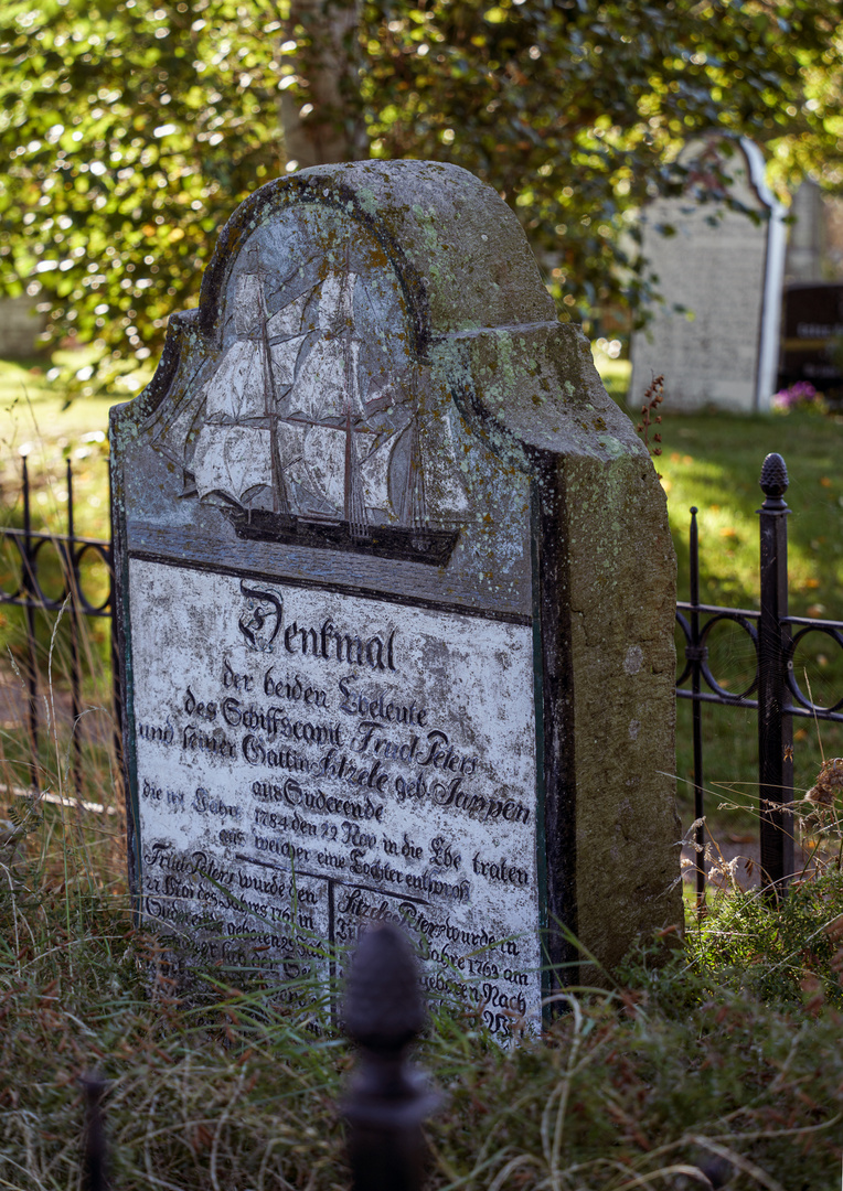 Föhr - Friedhof in Süderende