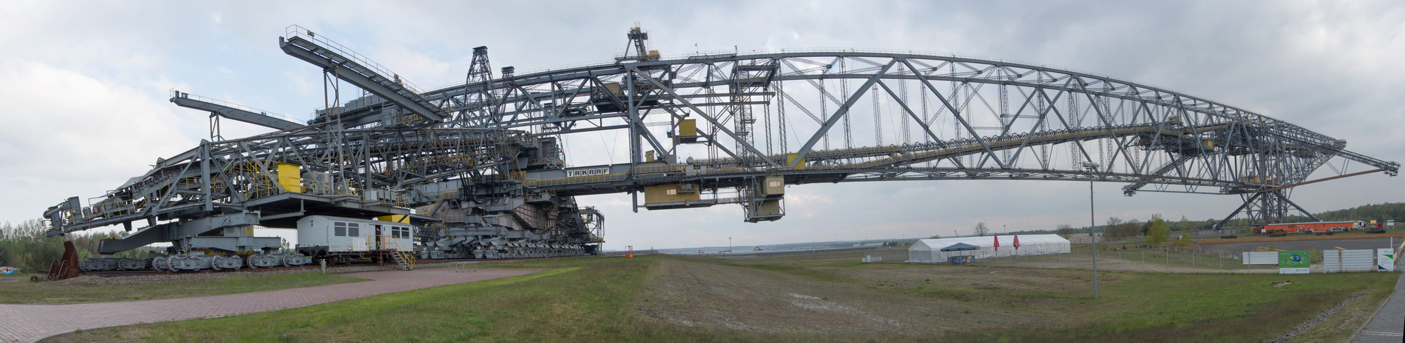 Förderbrücke F60 - der liegende Eifelturm