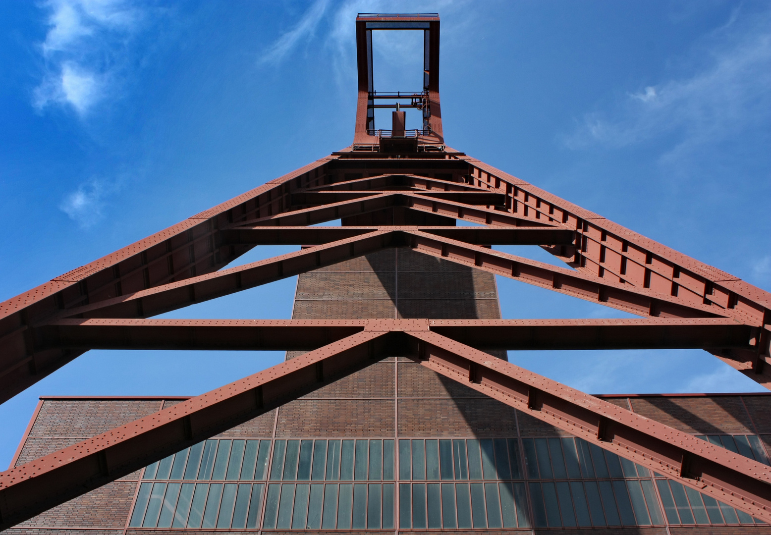 Förderturm der Zeche Zollverein