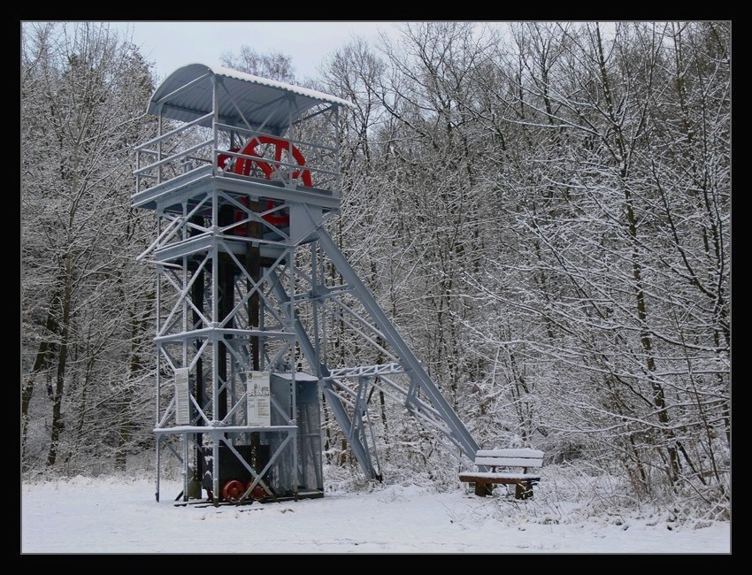 Förderturm im Winter