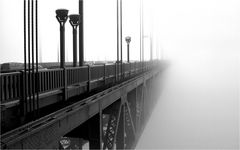 Fog at the Golden Gate Bridge, sw