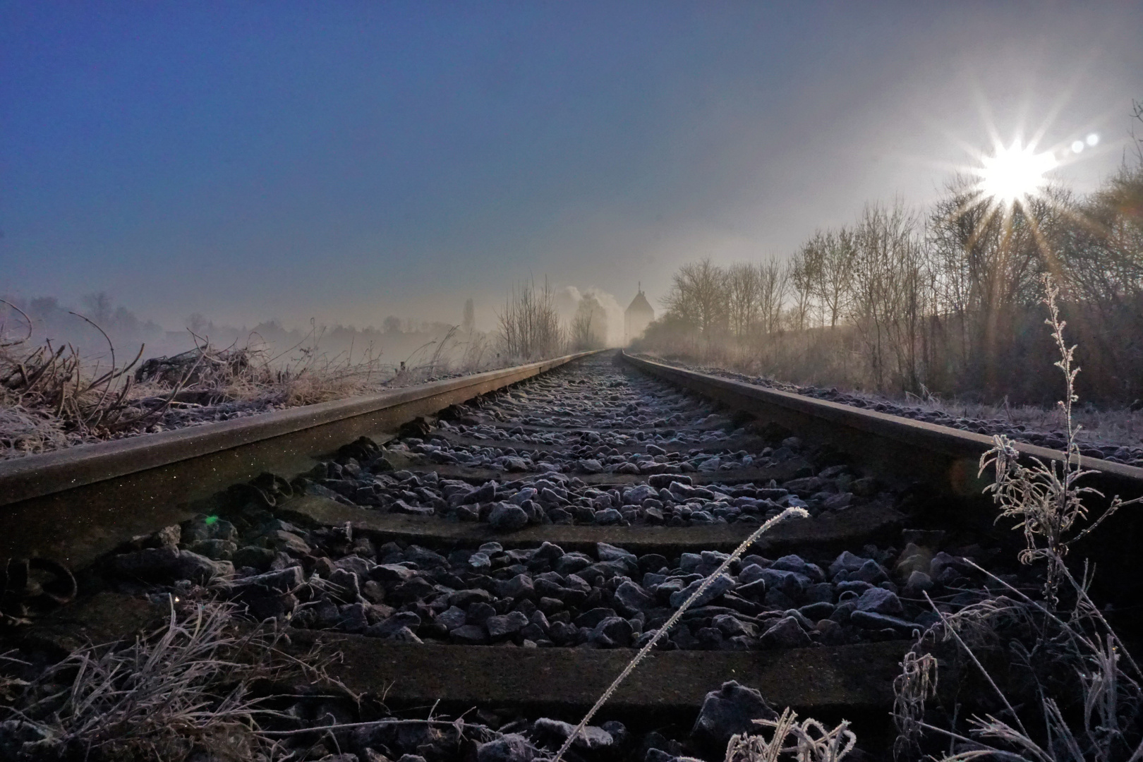 Fog days at the railway 