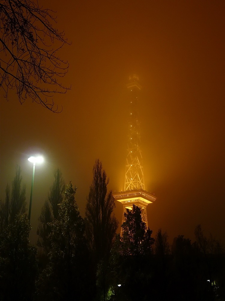 FOG-TOWER BERLIN by N8