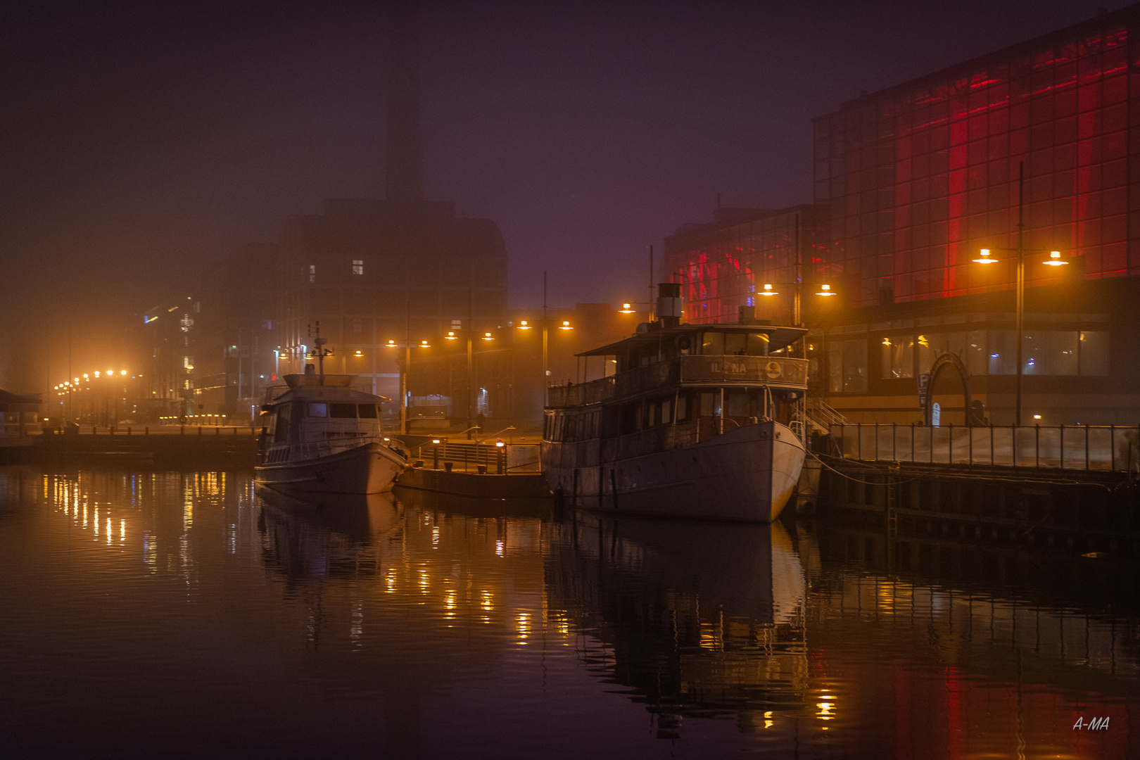 Foggy cityscape 