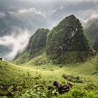 Foggy morning on the pass