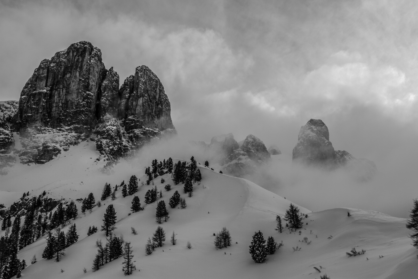 foggy mountains