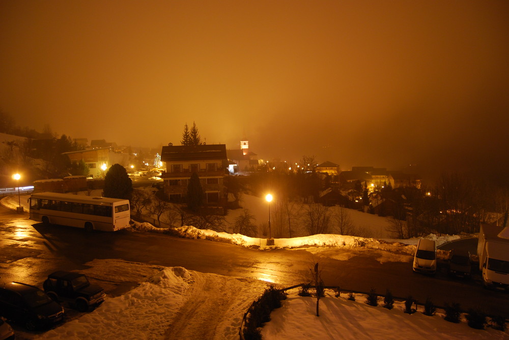 Foggy Nite before the snow