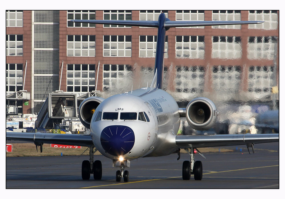 Fokker F-70