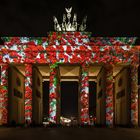 FOL 2013 - Brandenburger Tor in Rosen verhüllt