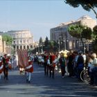 Folklore-Umzug in Rom auf der Via dei Fori Imperiali