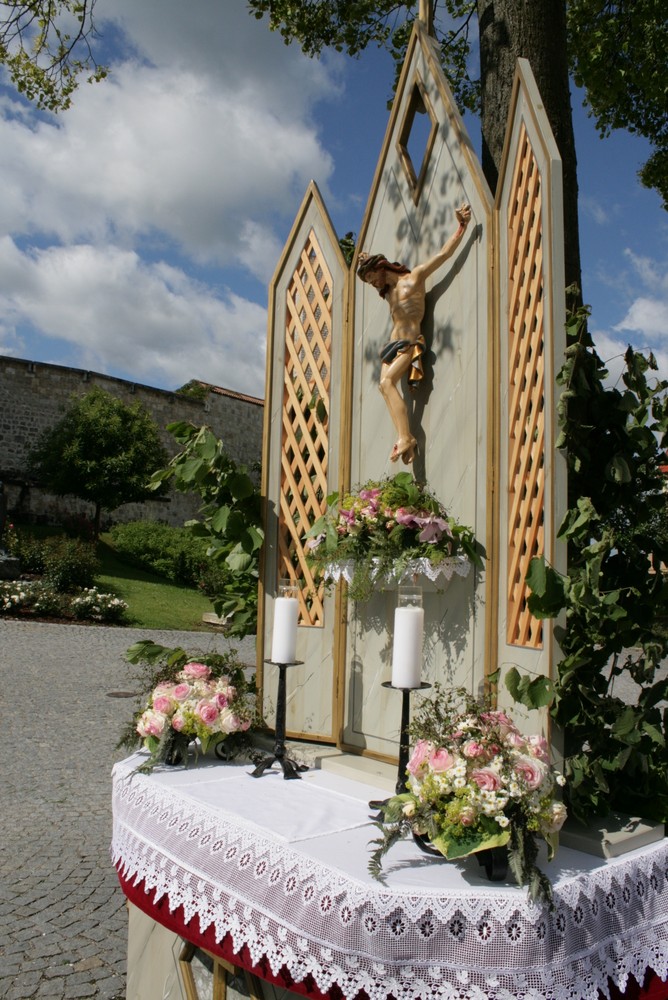 Fonleichnam Altar am Burgberg In Vohburg