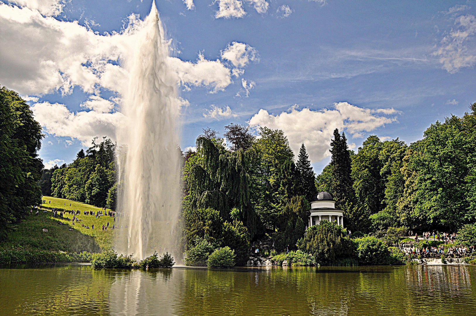Fontäne im Bergpark Bad Wilhelmshöhe Foto &amp; Bild