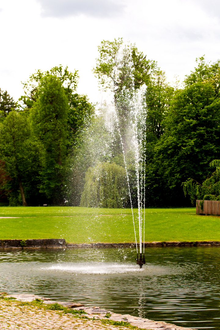 Fontäne im Schlosspark Eichtersheim