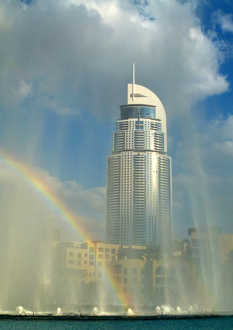 Fontänen am Burj Khalifa