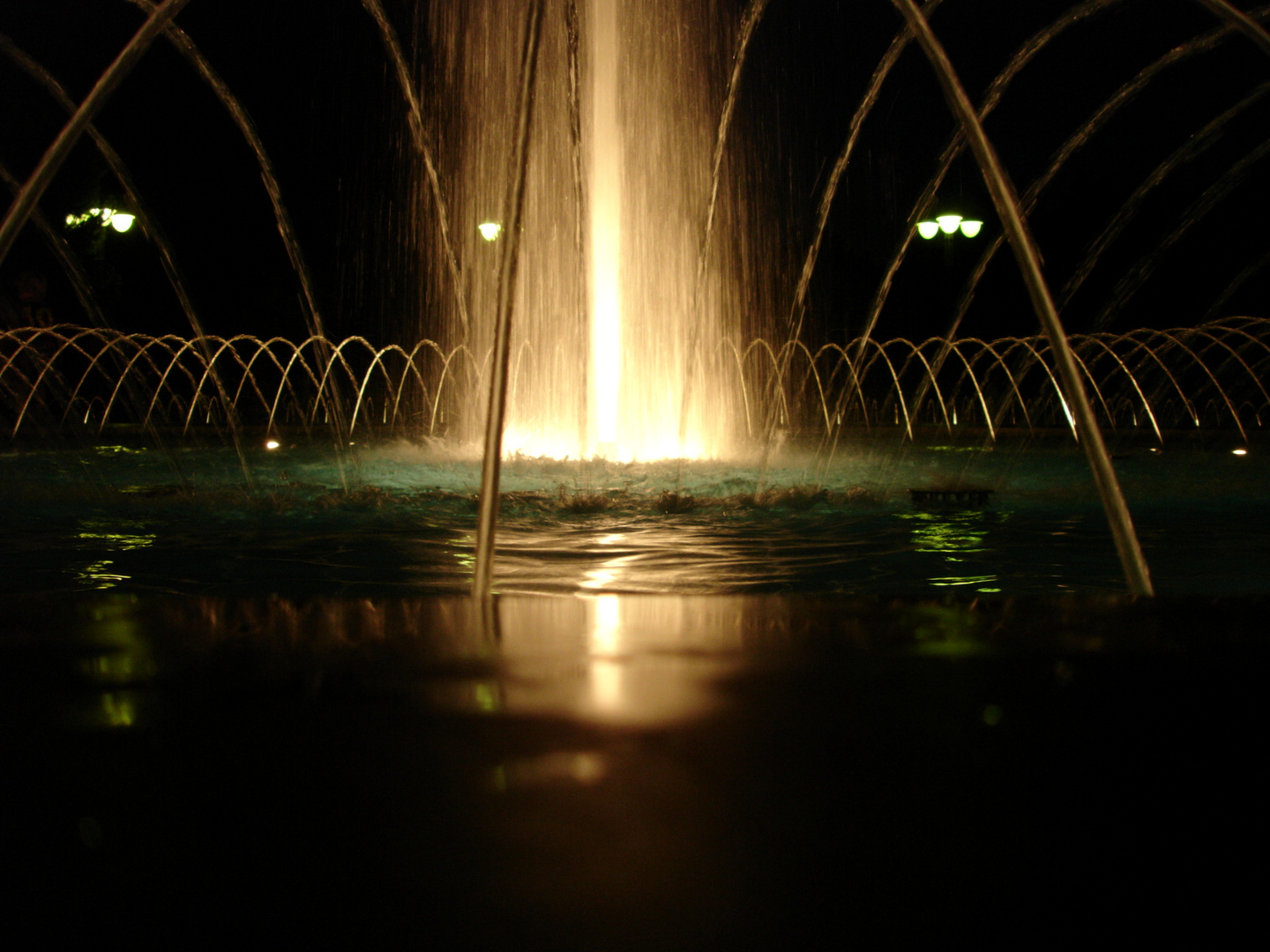 Fontänen in der Nacht