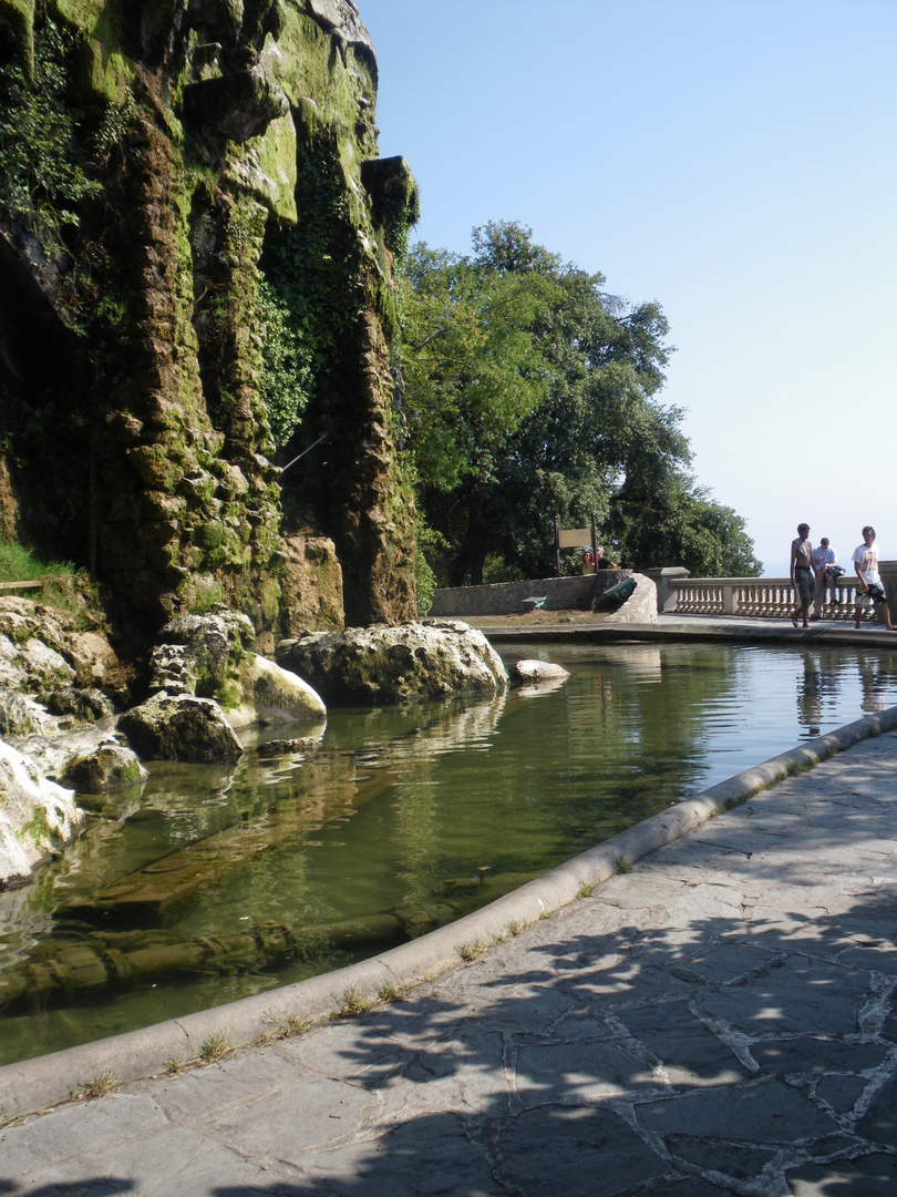 fontaine-cascade de Nice site du château