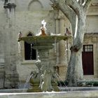 fontaine d'avignon