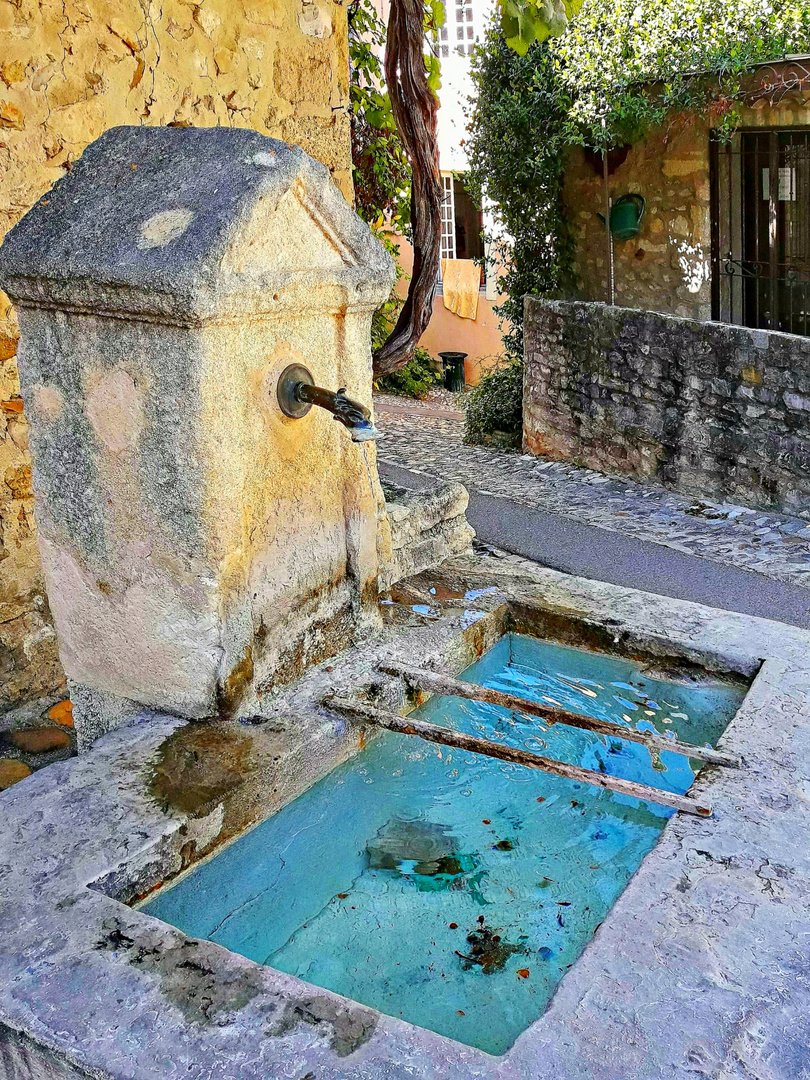 Fontaine de Vaison la Romaine