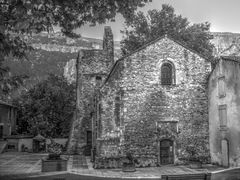 FONTAINE DE VAUCLUSE