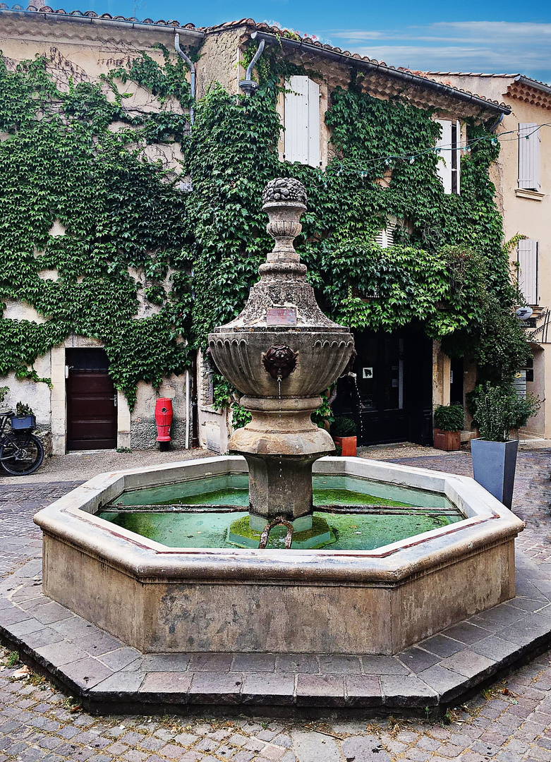 Fontaine de Venasque