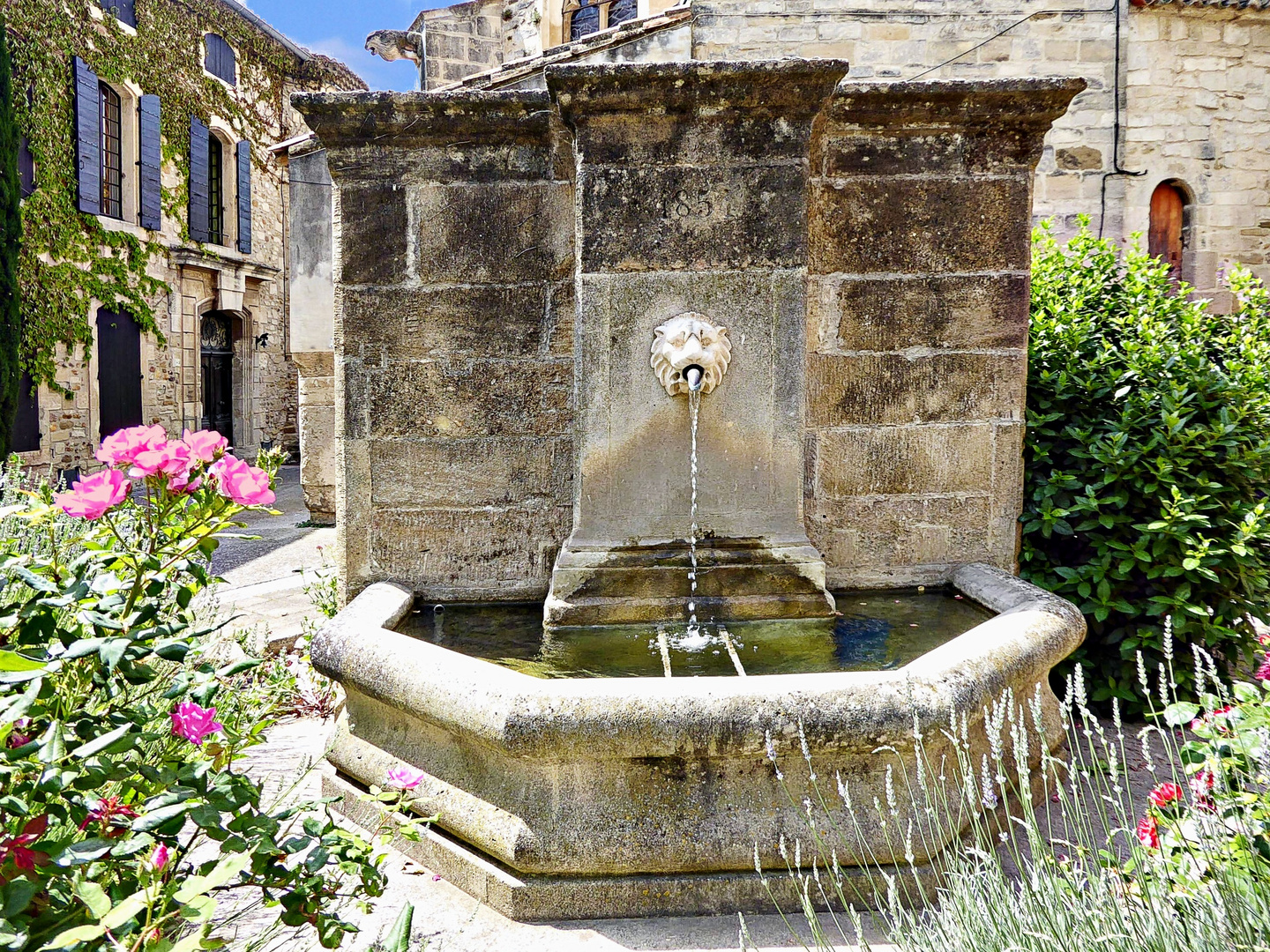 fontaine de Visan