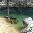 Fontaine de Vocluse: ein natürliches Märchenmotiv