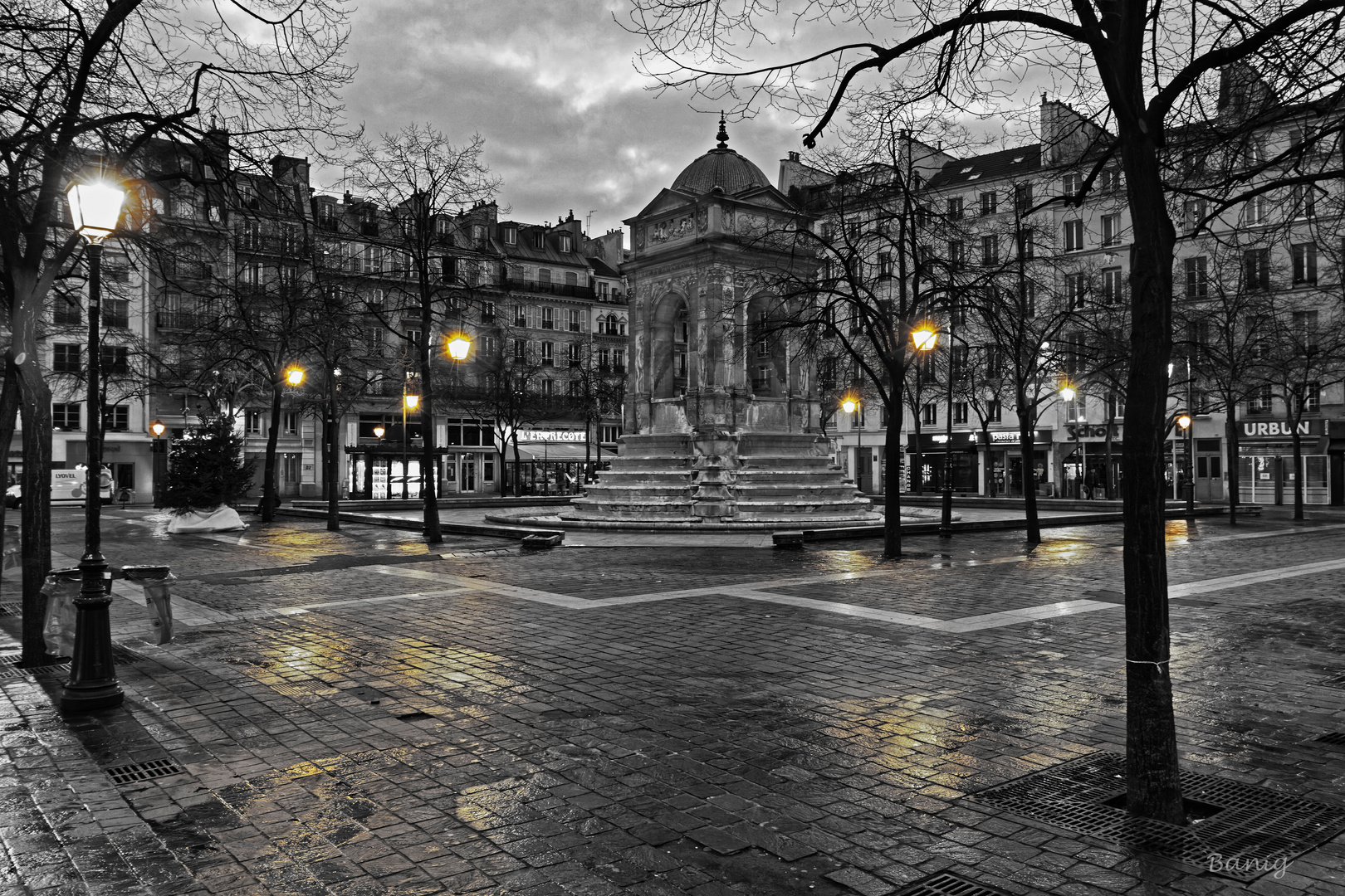 Fontaine Des Innocents Paris