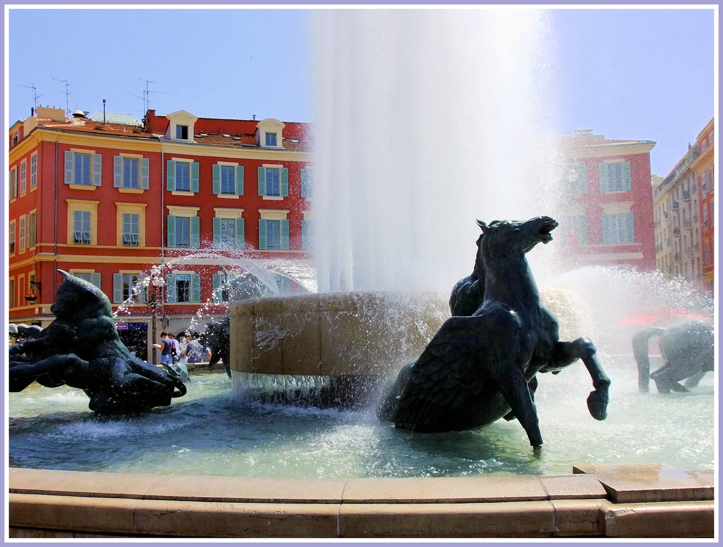 Fontaine en fête. 2