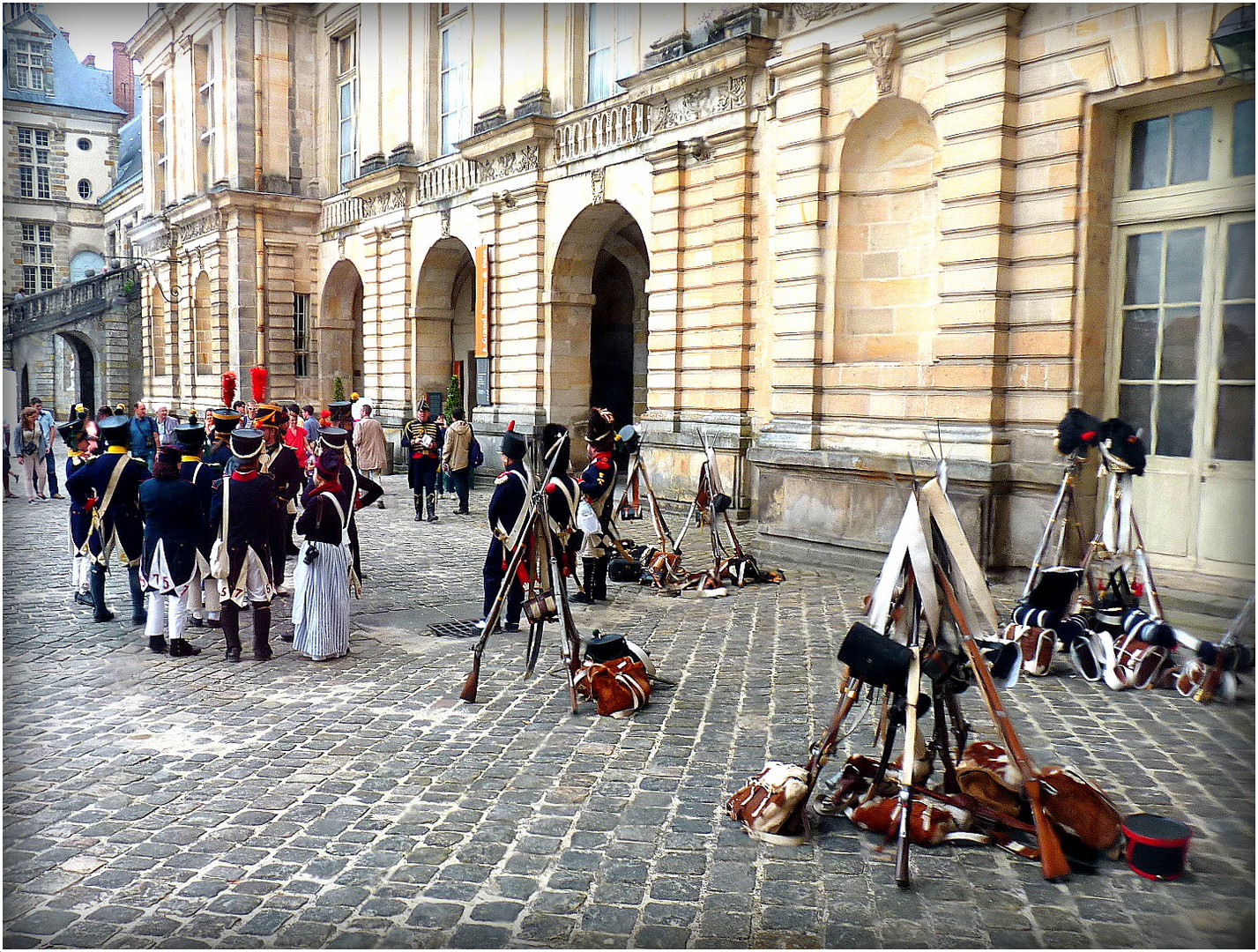 FONTAINEBLEAU - 2 -