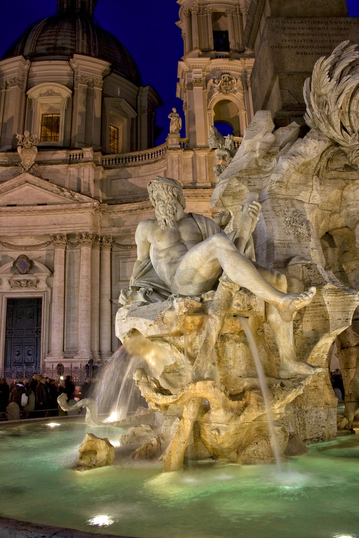 Fontana dei fiumi - IL DANUBIO - Piazza Navona