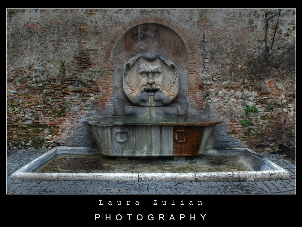 Fontana del Mascherone